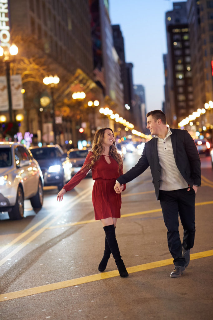Chicago Engagement Photos at Night | Dennis Lee Photo